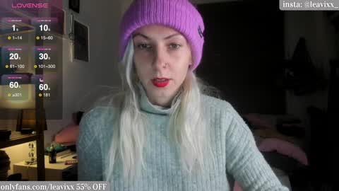 LeaVixx online show from January 2025 05:33:02 PM