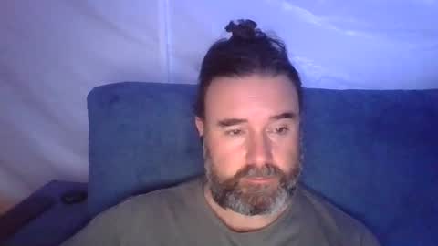 lecheare28 online show from February 2025 07:41:01 PM