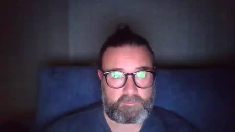 lecheare28 online show from March 2025 08:42:02 PM