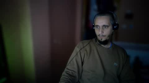 Snapshot of lefrenchiies chatting on November 2025 07:24:02 AM lefrenchiies online show from November 2025 07:24:02 AM