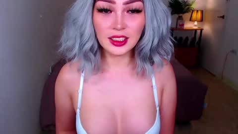 UR ULTIMATE QUEEN SUSSIE BROWN online show from September 2025 03:28:02 AM