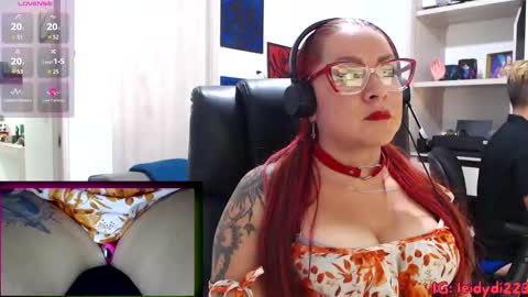 Snapshot of leidycrstnch21 chatting on October 2025 12:33:02 AM LeidyDi223 online show from October 2025 12:33:02 AM