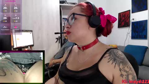 Snapshot of leidycrstnch21 chatting on October 2025 01:21:02 PM LeidyDi223 online show from October 2025 01:21:02 PM