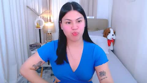 Snapshot of leighcortesi chatting on November 2025 03:48:01 AM Cailey online show from November 2025 03:48:01 AM