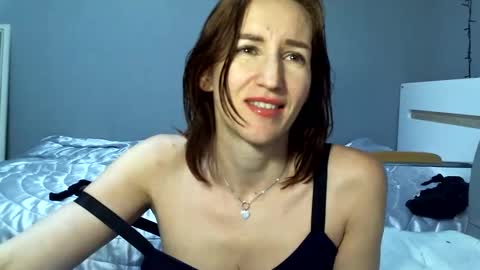 Leila online show from January 2025 08:07:01 PM