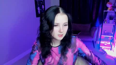 Snapshot of leila_xxbaby chatting on October 2025 05:50:01 AM Leila online show from October 2025 05:50:01 AM