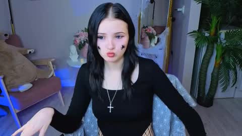 Snapshot of leila_xxbaby chatting on October 2025 01:29:01 PM Leila online show from October 2025 01:29:01 PM