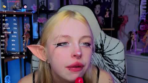 Snapshot of leiladwight chatting on October 2025 04:05:02 PM Leila online show from October 2025 04:05:02 PM