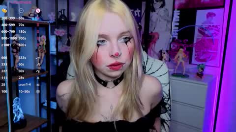 Snapshot of leiladwight chatting on October 2025 06:16:02 PM Leila online show from October 2025 06:16:02 PM