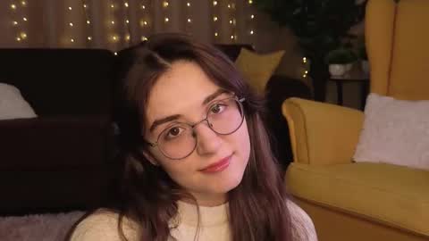 Luna online show from November 2025 01:10:02 PM