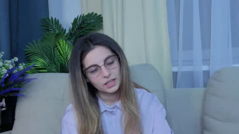 Alexandria online show from October 2025 08:42:01 PM