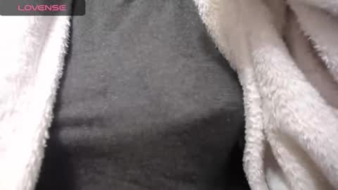 Snapshot of lenagolden chatting on October 2025 12:18:02 PM lenagolden online show from October 2025 12:18:02 PM