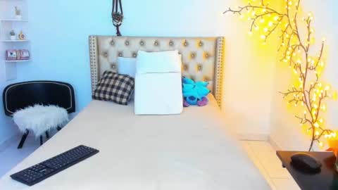 Snapshot of lenastylesoa chatting on October 2025 12:58:01 PM Lena online show from October 2025 12:58:01 PM