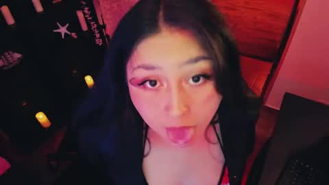 Snapshot of lenasweetx chatting on February 2025 05:33:02 AM Lenna Kang online show from February 2025 05:33:02 AM