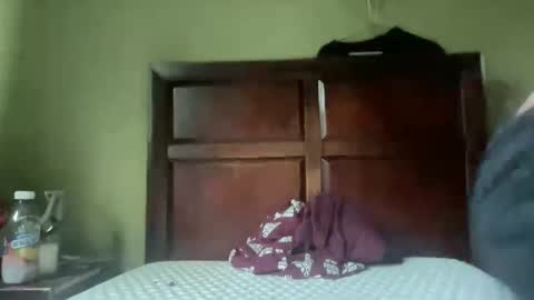 Snapshot of lennyhenny2024 chatting on November 2025 12:37:02 PM lenny online show from November 2025 12:37:02 PM