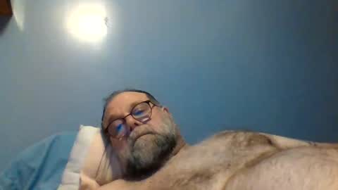 Snapshot of leo71313 chatting on December 2025 09:20:01 PM leo71313 online show from December 2025 09:20:01 PM