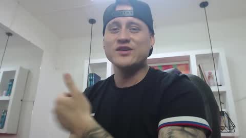 Yesid online show from February 2025 02:33:02 PM