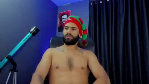Snapshot of leo_diaz01 chatting on December 2024 07:36:01 PM Leo Diaz online show from December 2024 07:36:01 PM