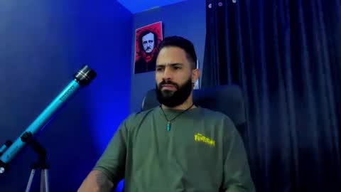 Snapshot of leo_diaz01 chatting on January 2025 01:16:02 AM Leo Diaz online show from January 2025 01:16:02 AM
