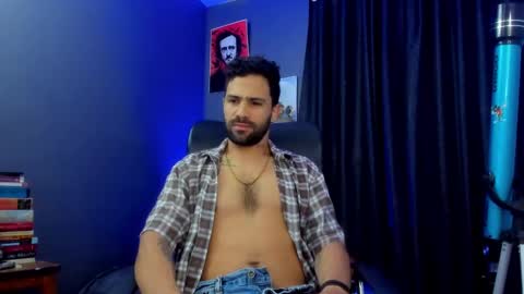 Snapshot of leo_diaz01 chatting on January 2025 03:34:02 PM Leo Diaz online show from January 2025 03:34:02 PM
