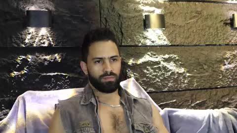 Snapshot of leo_diaz01 chatting on September 2025 02:44:02 AM Leo Diaz online show from September 2025 02:44:02 AM