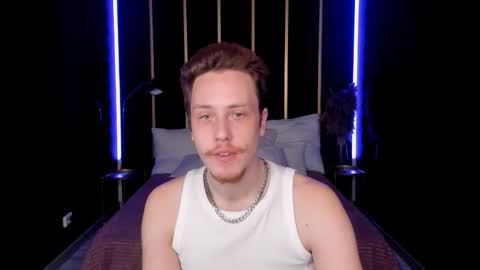 Snapshot of leo_mooree chatting on November 2025 09:59:01 PM Leo online show from November 2025 09:59:01 PM