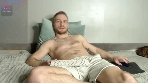 leo_stephens online show from November 2025 02:16:01 PM