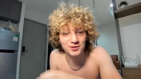 leo_wildd online show from October 2025 03:36:01 AM