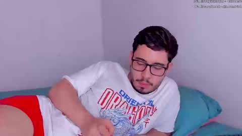 Snapshot of leoandviolet chatting on September 2025 05:05:02 PM Carlos Alissa. Help us to reach 100 likes online show from September 2025 05:05:02 PM