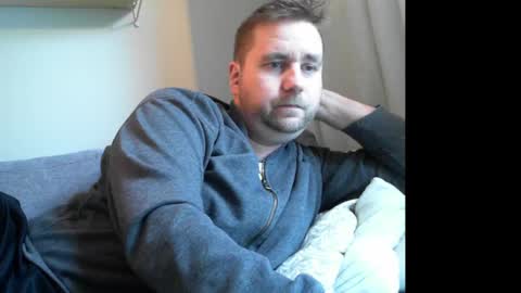 Snapshot of leofromsweden chatting on February 2025 07:35:01 AM Leofromsweden online show from February 2025 07:35:01 AM