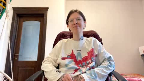 Sophia online show from November 2025 10:47:02 AM