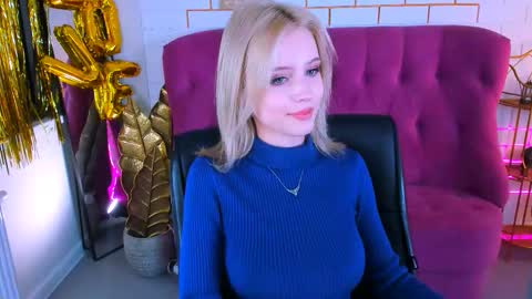 Snapshot of leonastone chatting on October 2025 06:37:01 PM leonastone online show from October 2025 06:37:01 PM