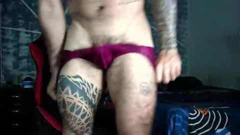 Snapshot of leonidas_k18 chatting on October 2025 02:10:01 AM ANDRES online show from October 2025 02:10:01 AM