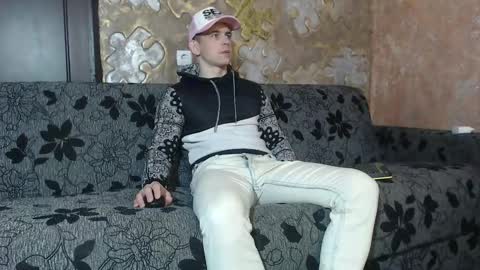 leoroman online show from October 2025 08:31:02 AM