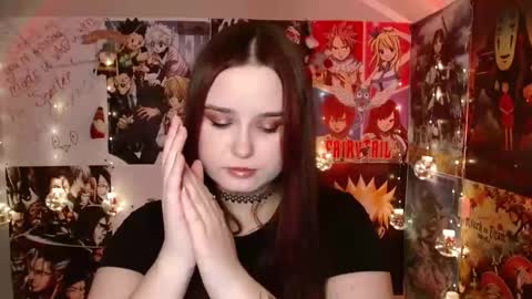 little secret online show from November 2025 08:04:01 AM