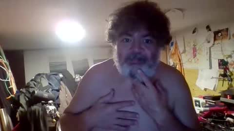 lesbenmann online show from September 2025 06:57:02 PM