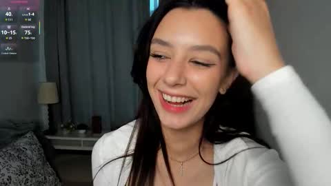 Snapshot of lesi_kiss chatting on October 2025 05:10:01 AM Bella online show from October 2025 05:10:01 AM