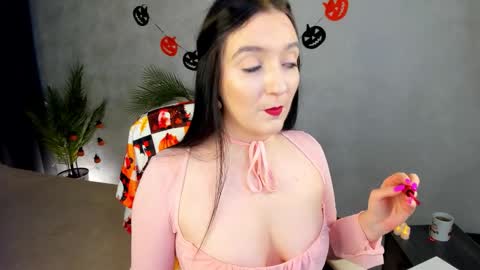 Lesley online show from October 2025 08:05:02 AM