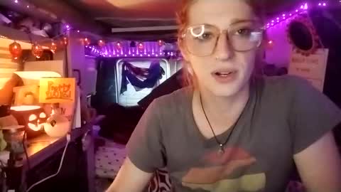 LesleyGumGrass- The Boring Trans girl online show from September 2025 12:18:01 PM