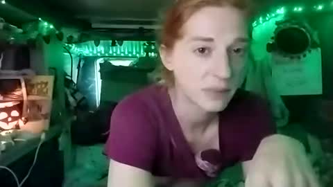 LesleyGumGrass- The Boring Trans girl online show from October 2025 05:25:02 PM