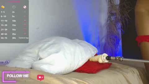 Leslie online show from October 2025 03:19:02 PM