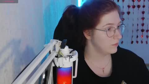Oxi online show from February 2025 12:43:02 AM