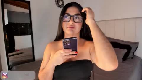 Snapshot of leticiaroldan chatting on October 2025 12:52:02 AM Leticia online show from October 2025 12:52:02 AM