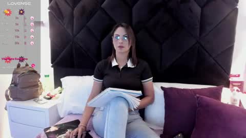 letiziia online show from January 2025 08:49:01 PM