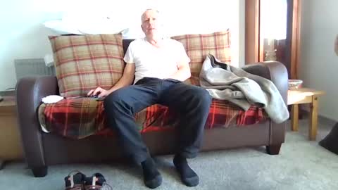 Snapshot of letmestrip chatting on November 2025 10:10:02 AM paul online show from November 2025 10:10:02 AM