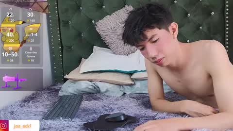Levi  online show from January 2025 03:54:01 PM