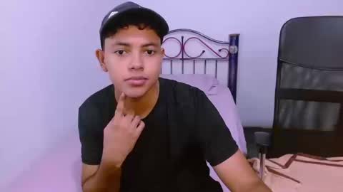 Snapshot of levii_7 chatting on September 2025 10:47:01 PM 0600AM-1200PM - online show from September 2025 10:47:01 PM