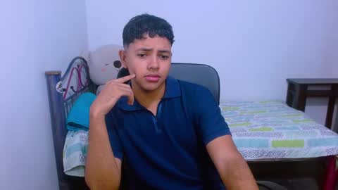 Snapshot of levii_7 chatting on October 2025 11:48:02 PM 0600AM-1200PM - online show from October 2025 11:48:02 PM