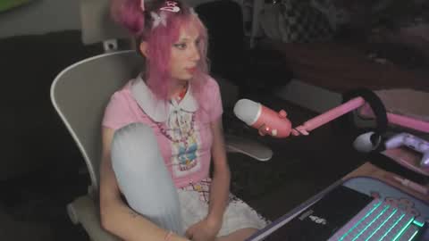 Snapshot of lewdy_booty chatting on October 2025 05:32:02 AM lewdy booty online show from October 2025 05:32:02 AM