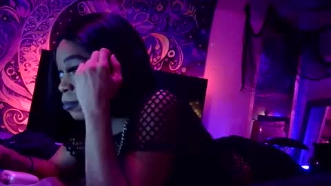 luuluulewinskii online show from September 2025 10:35:02 PM